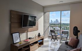 Apartamento con 3 habitaciones y Vista al Mar